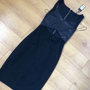 Black bodycon dress